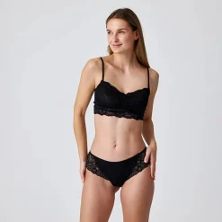 Brazilian Slips mit Spitze lace romance aus Bio-Baumwolle