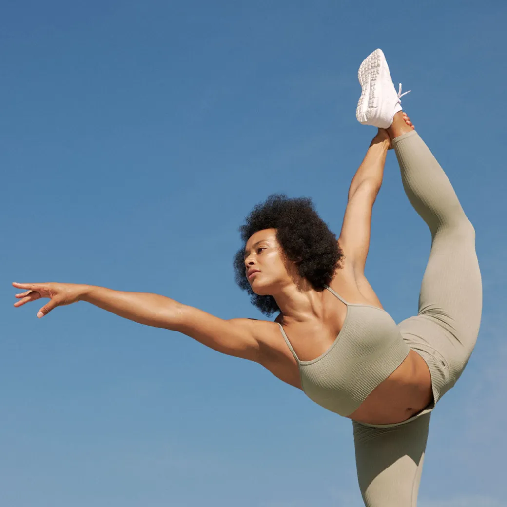 Gerippte Leggings aus recyceltem Polyamid
