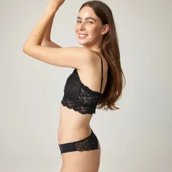 Seamless Tanga mit Spitze