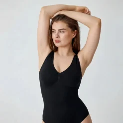 Shaping Body mit breiten Trägern